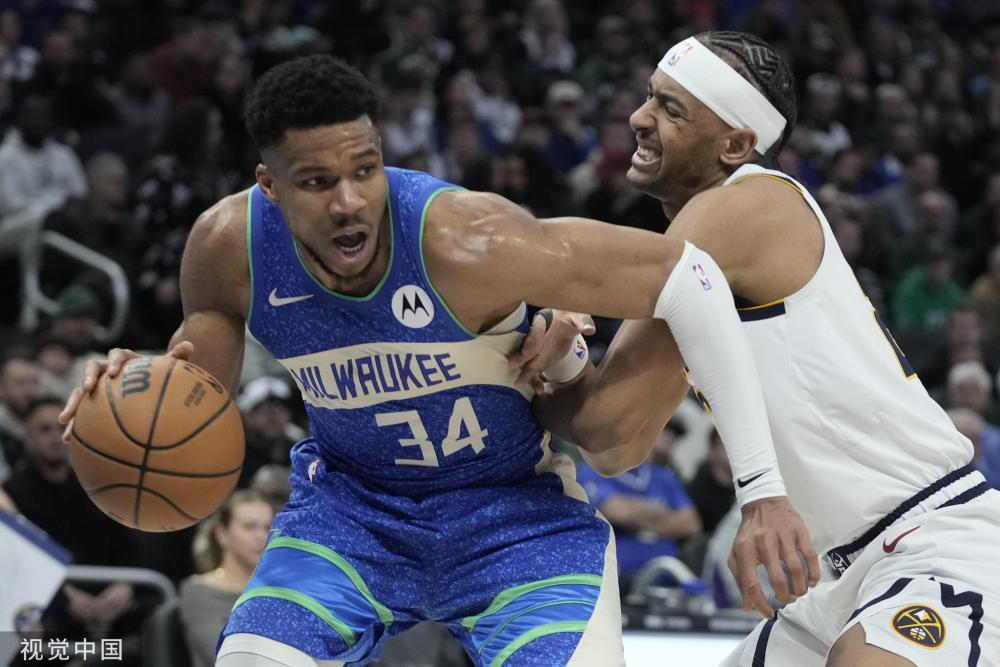 她们以坚定 她们以坚定