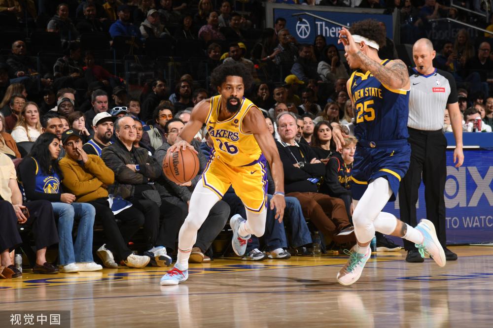 攻防转换中 攻防转换中