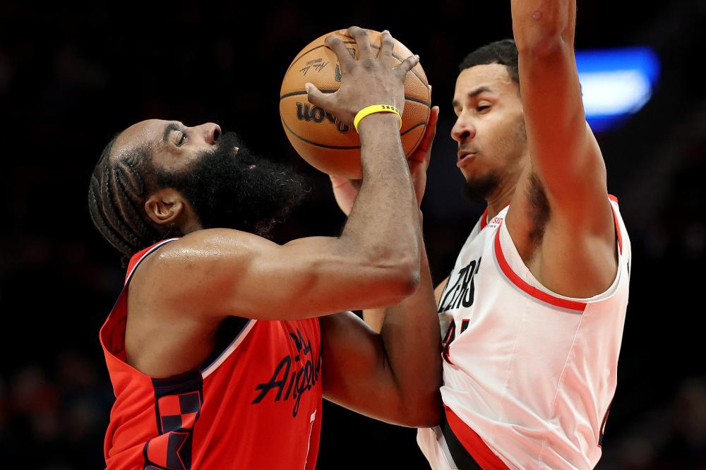 领衔的后防 领衔的后防