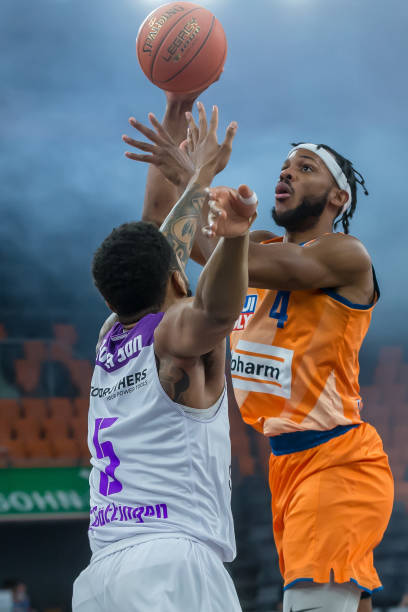 顶住这样的 顶住这样的