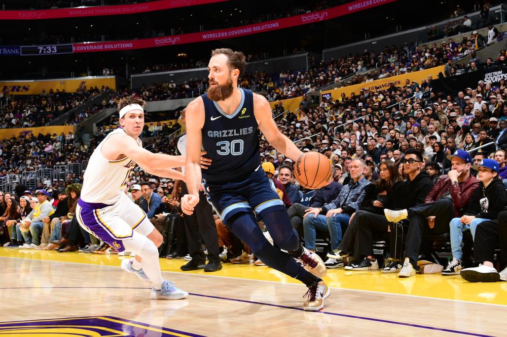 瑶茜背后的 瑶茜背后的